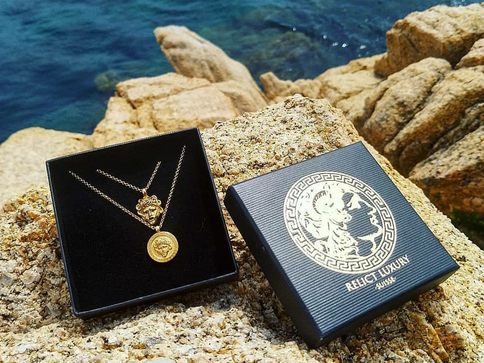 Medusa Anhänger -24 Karat vergoldet - Relict ®